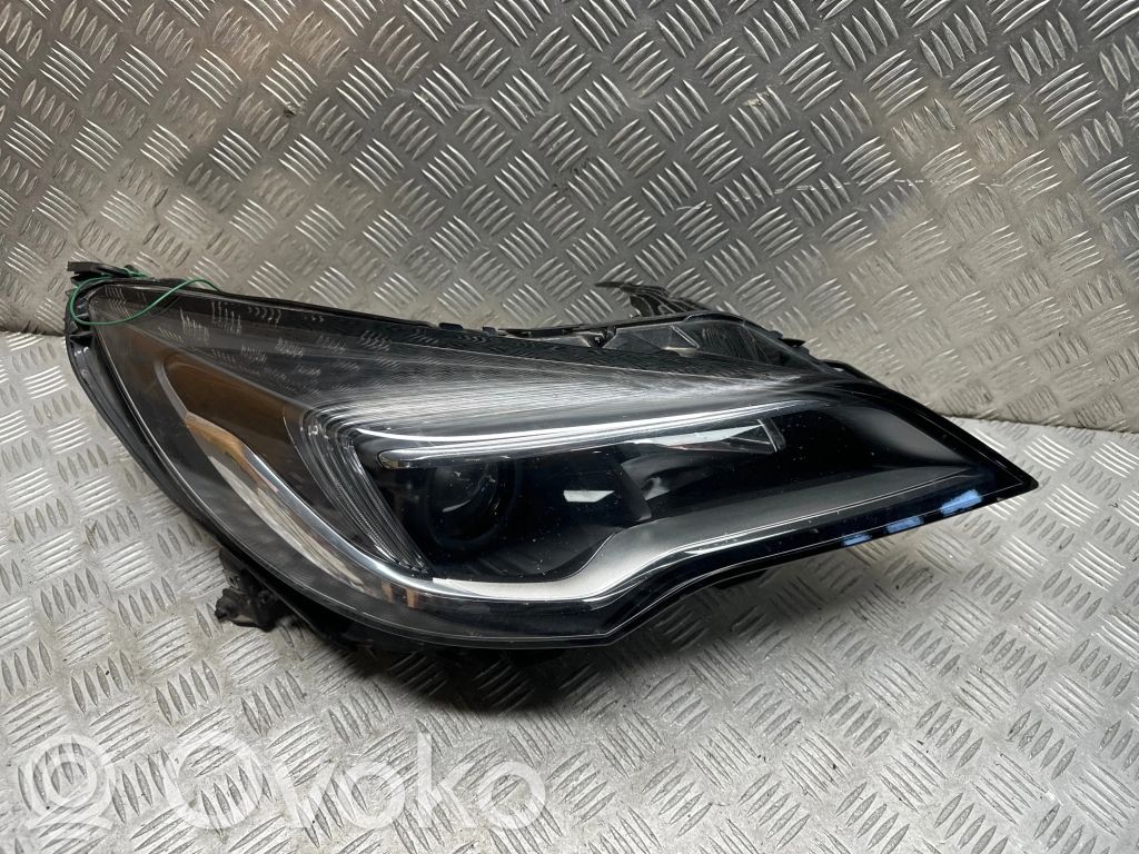 Opel Astra K Scheinwerfer 