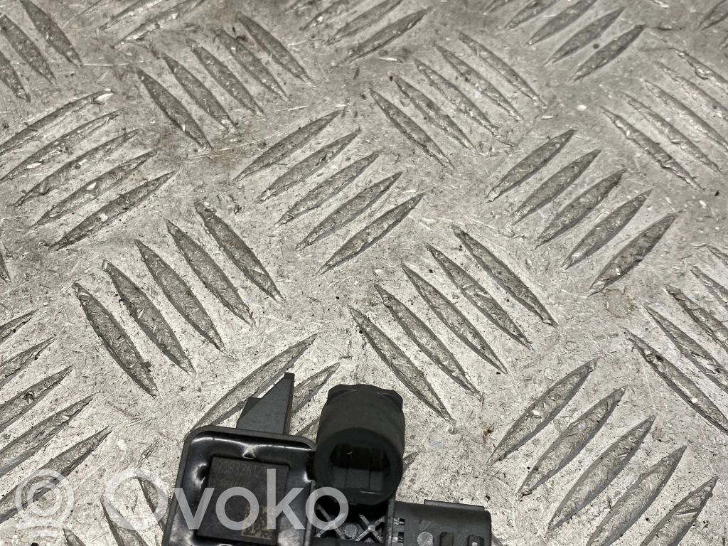 Renault Captur Airbag deployment crash/impact sensor 