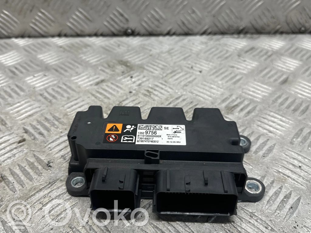 Opel Astra K Airbag control unit/module 