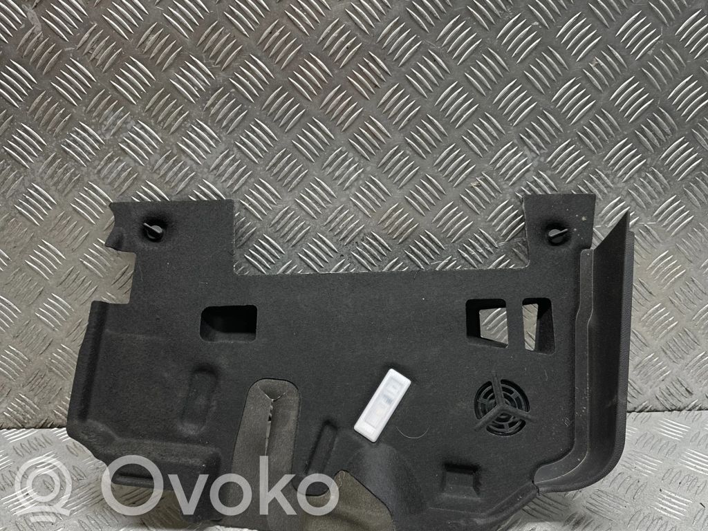 BMW 5 G30 G31 G38 Element deski rozdzielczej / dół 