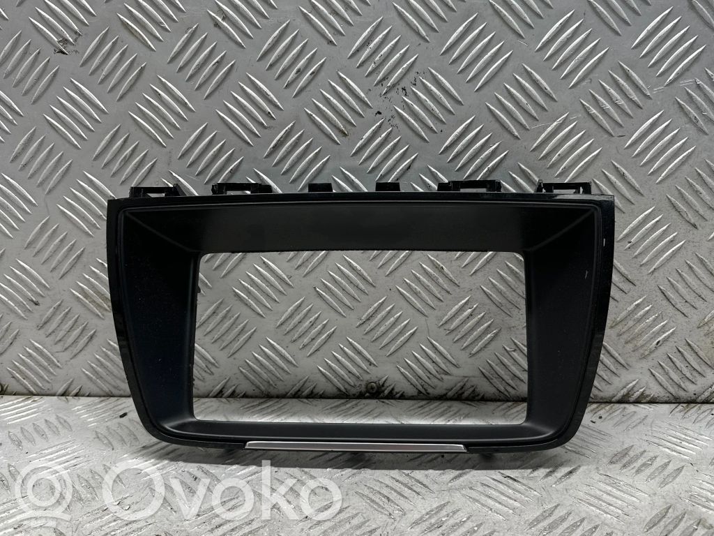 Mazda 6 Radio/GPS head unit trim 