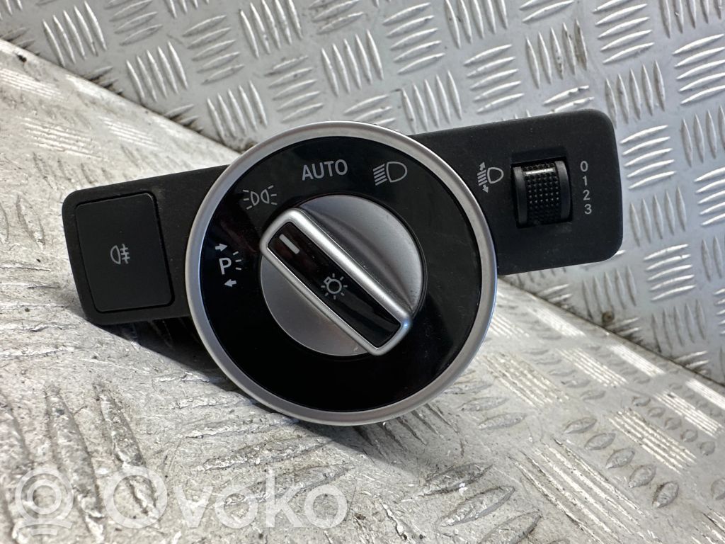 Mercedes-Benz C W204 Light switch 