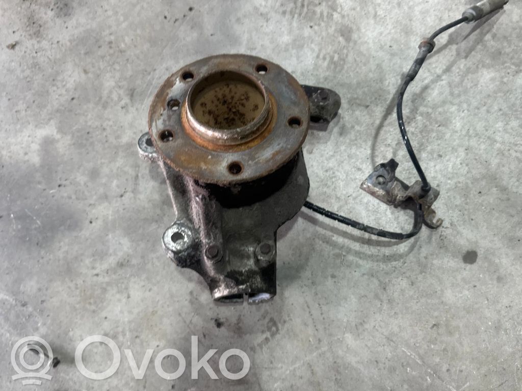 BMW 3 E90 E91 Front wheel hub 