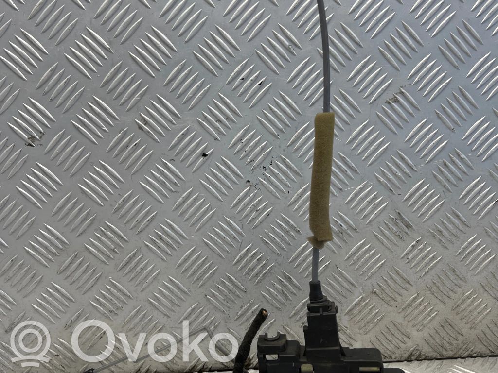Opel Antara Galinių durų spyna 