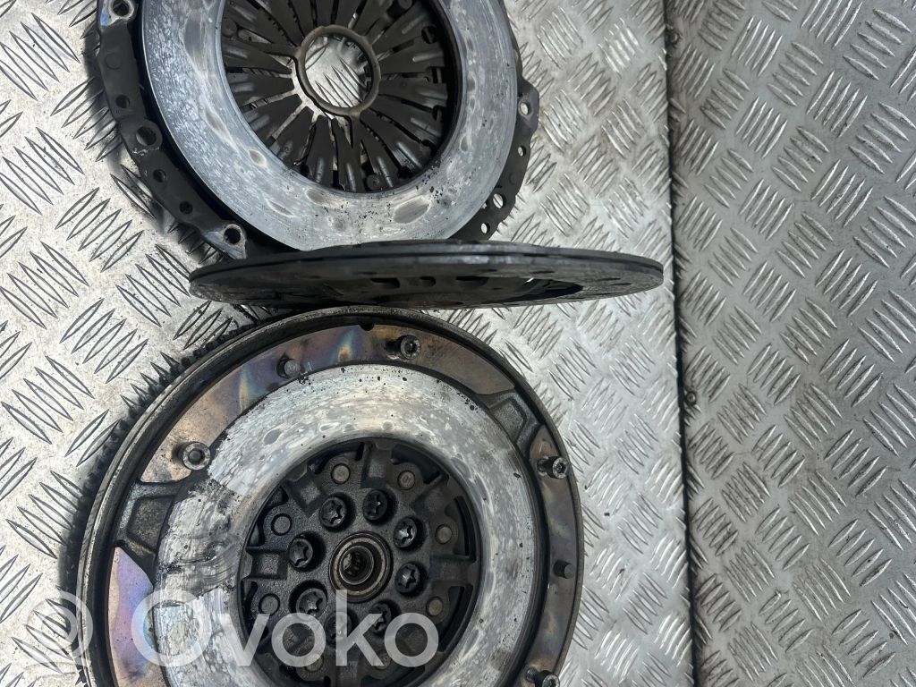 BMW 5 F10 F11 Sajūga komplekts 