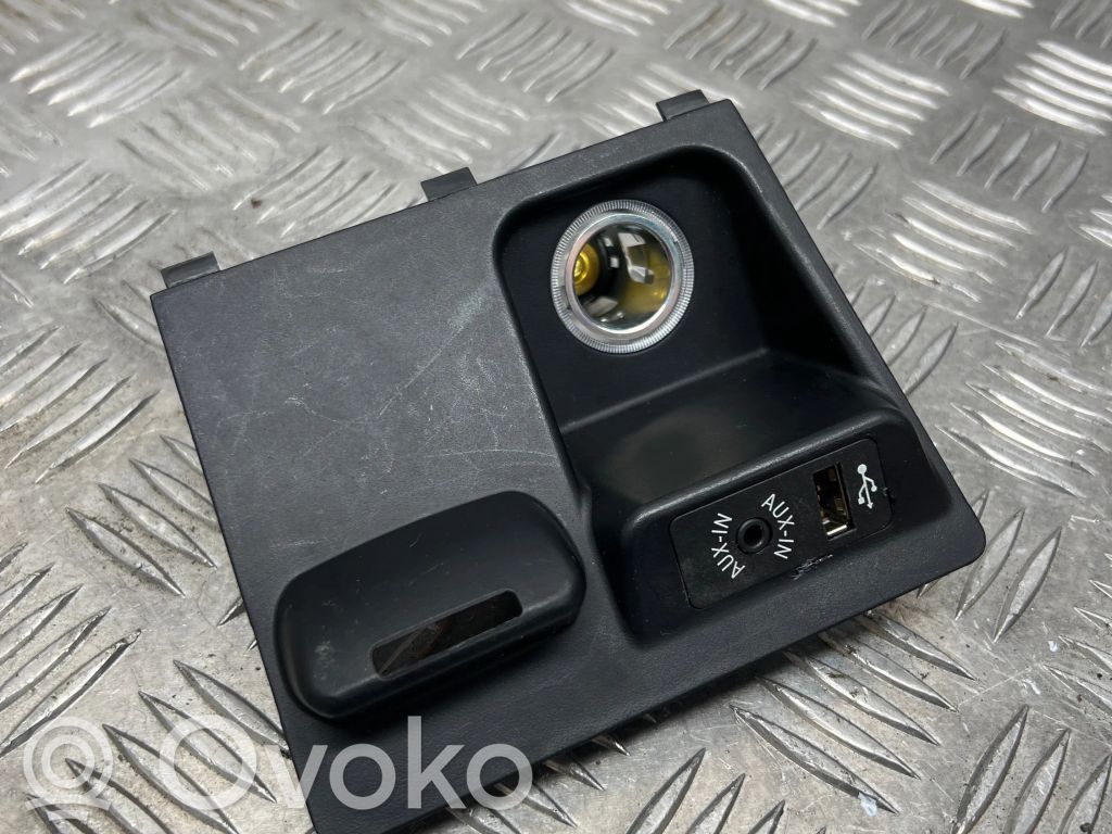 BMW X5 F15 Gniazdo / Złącze USB 