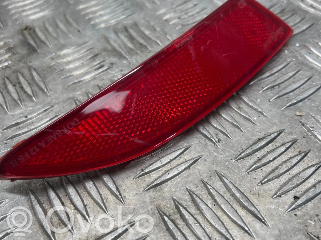 Ford Focus Rear tail light reflector 