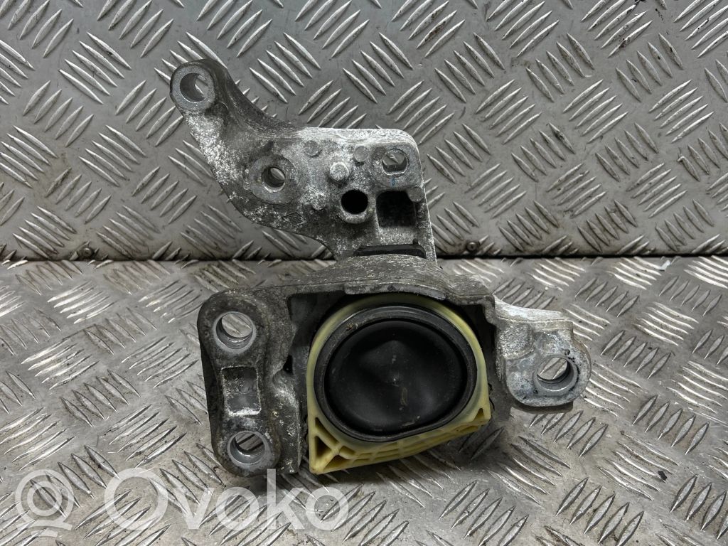 Renault Scenic III -  Grand scenic III Engine mount bracket 