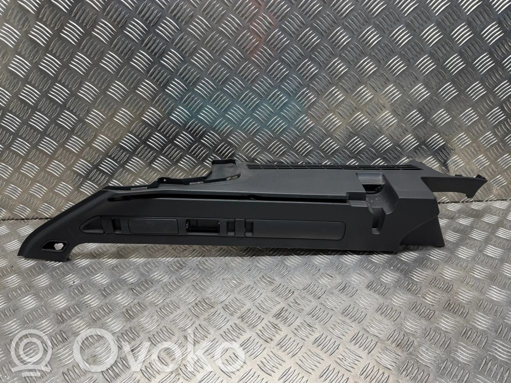 Mocowanie półki/rolety bagażnika   3V9867761,22E4037,192015