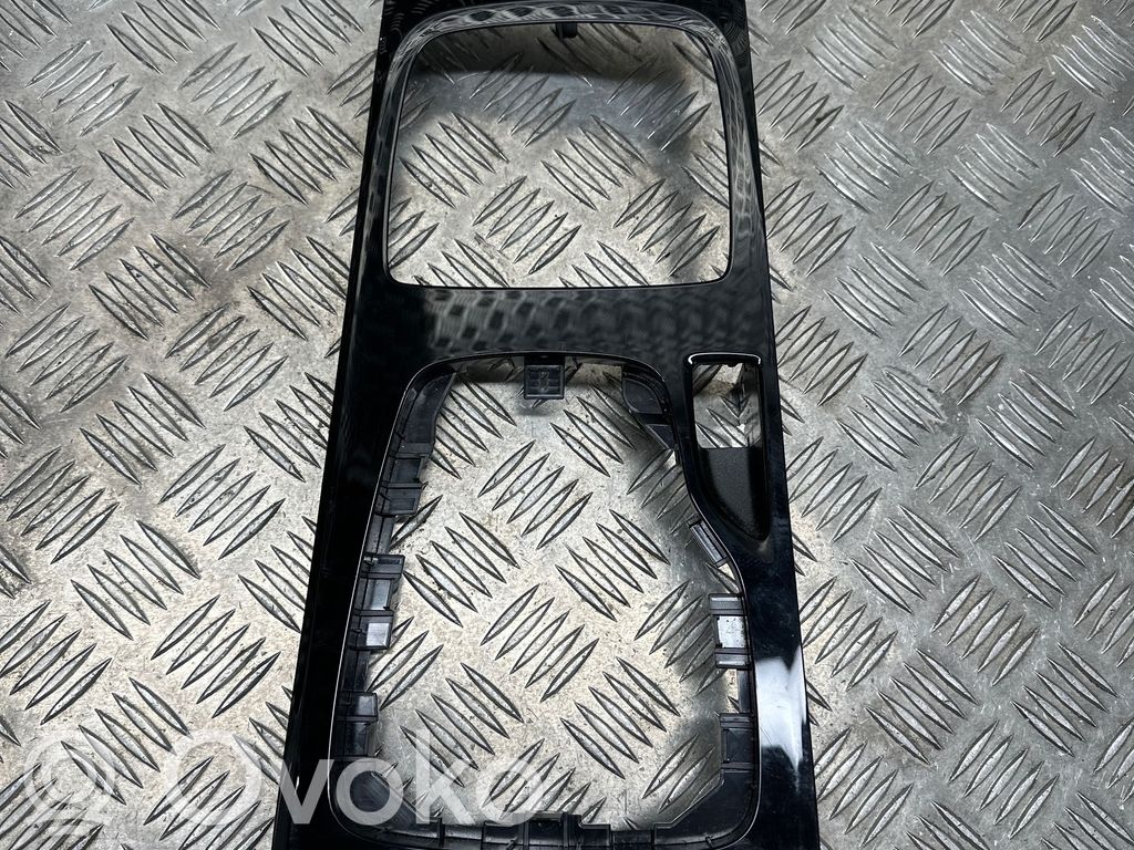 Opel Insignia B Ornament scrumieră (față) 