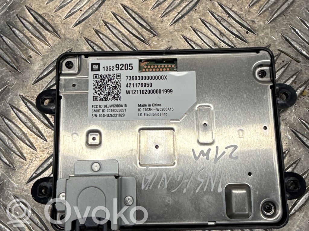 Opel Insignia B Wireless charging module 