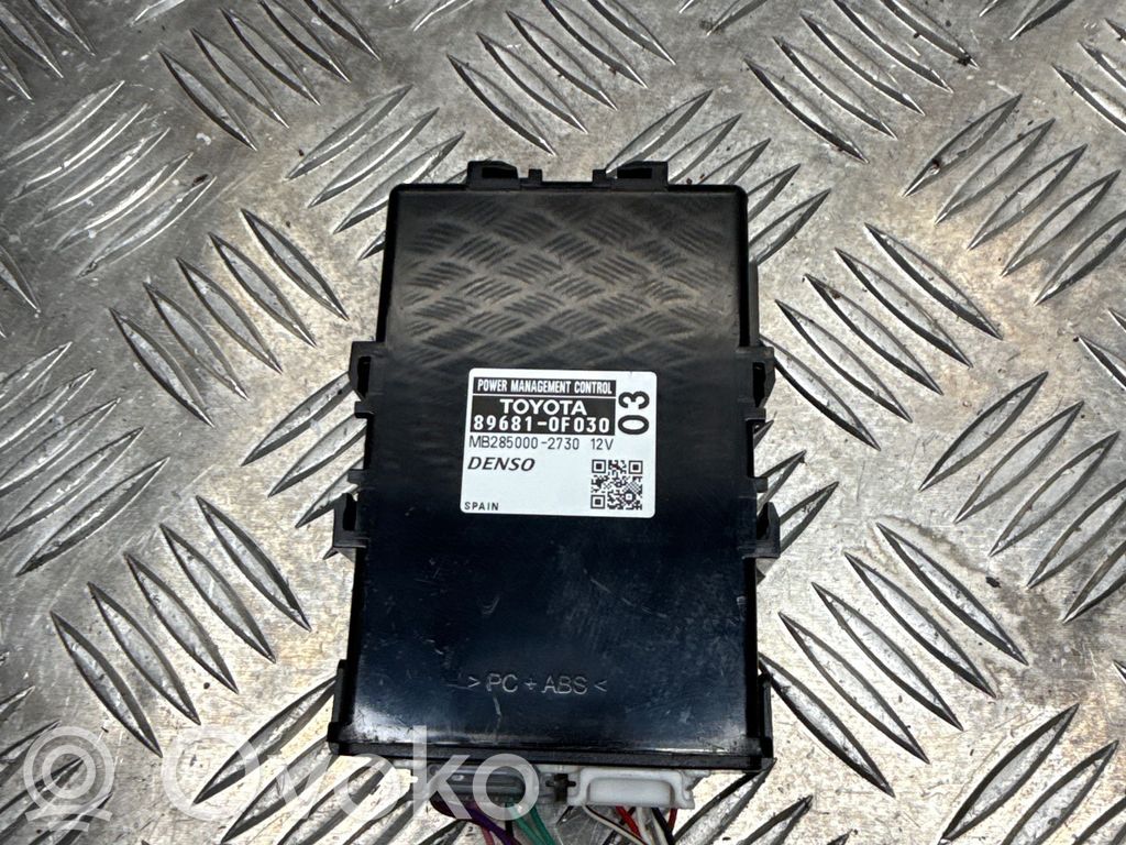 Toyota Avensis T270 Other control units/modules 