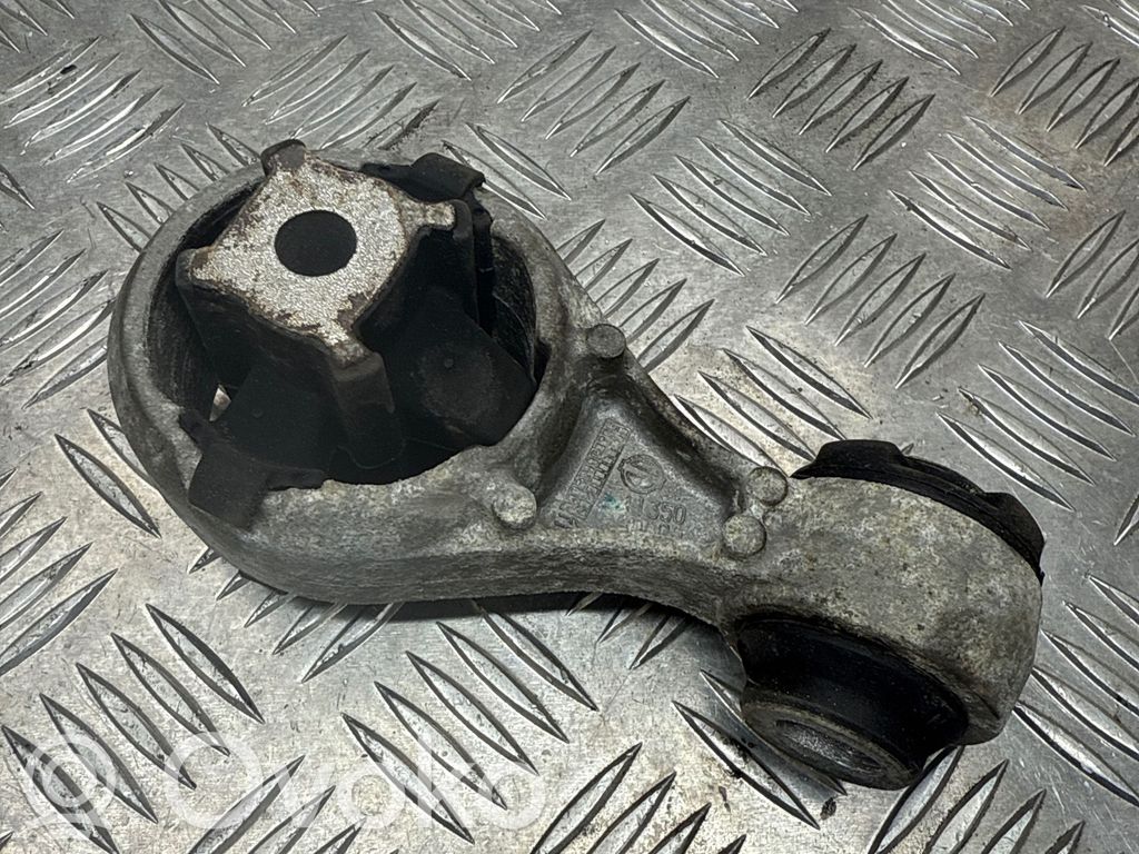 Nissan Qashqai Engine mount bracket 