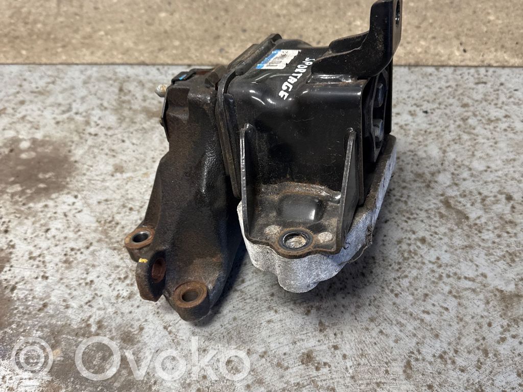 KIA Sportage Engine mount bracket 