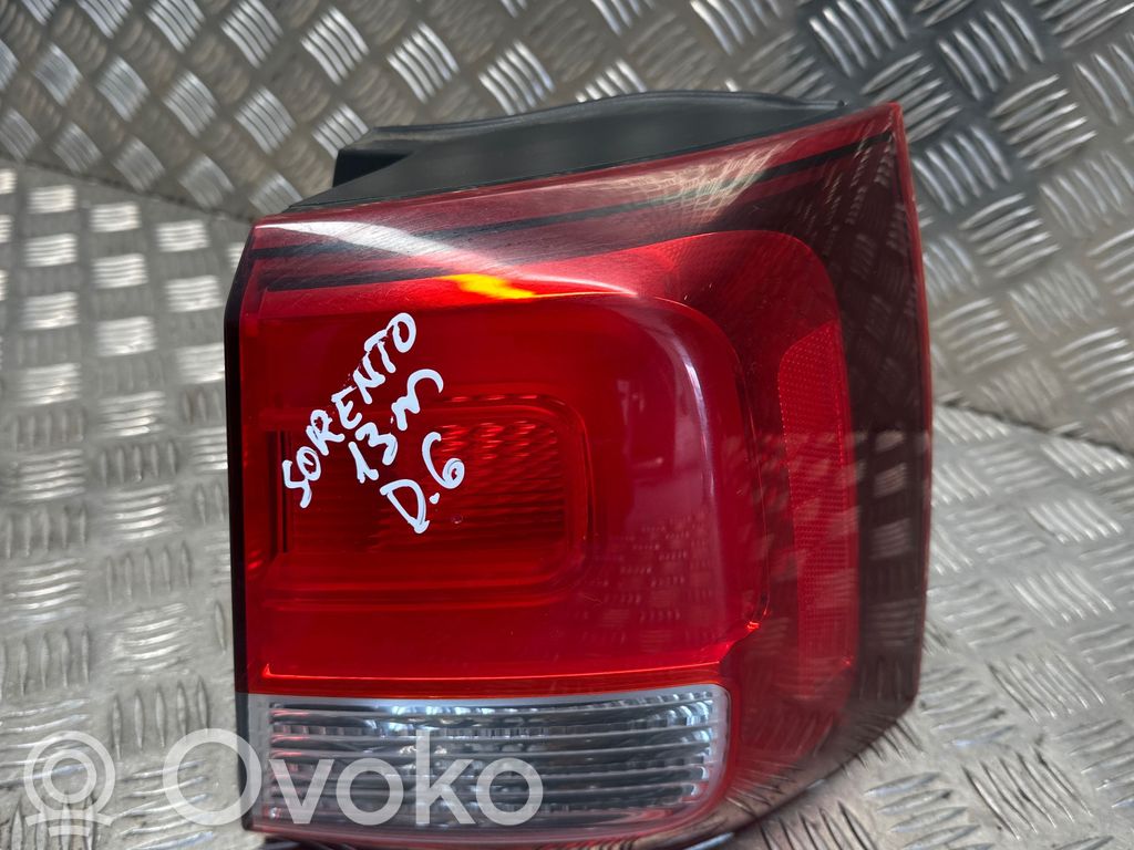 KIA Sorento Rear/tail lights 