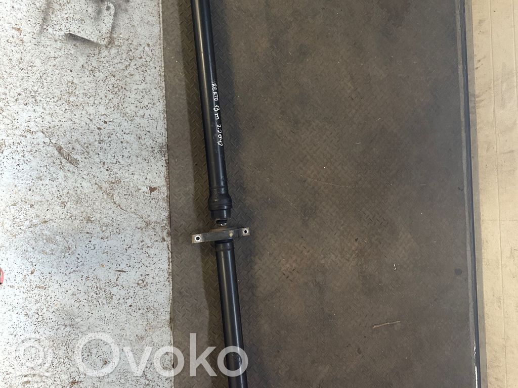 KIA Sorento Kardanas komplekte 
