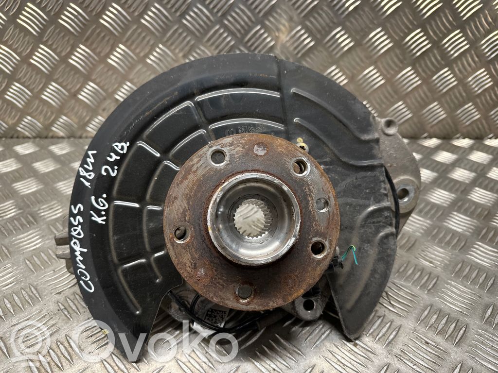 Cubo de rueda trasera   68291105AC