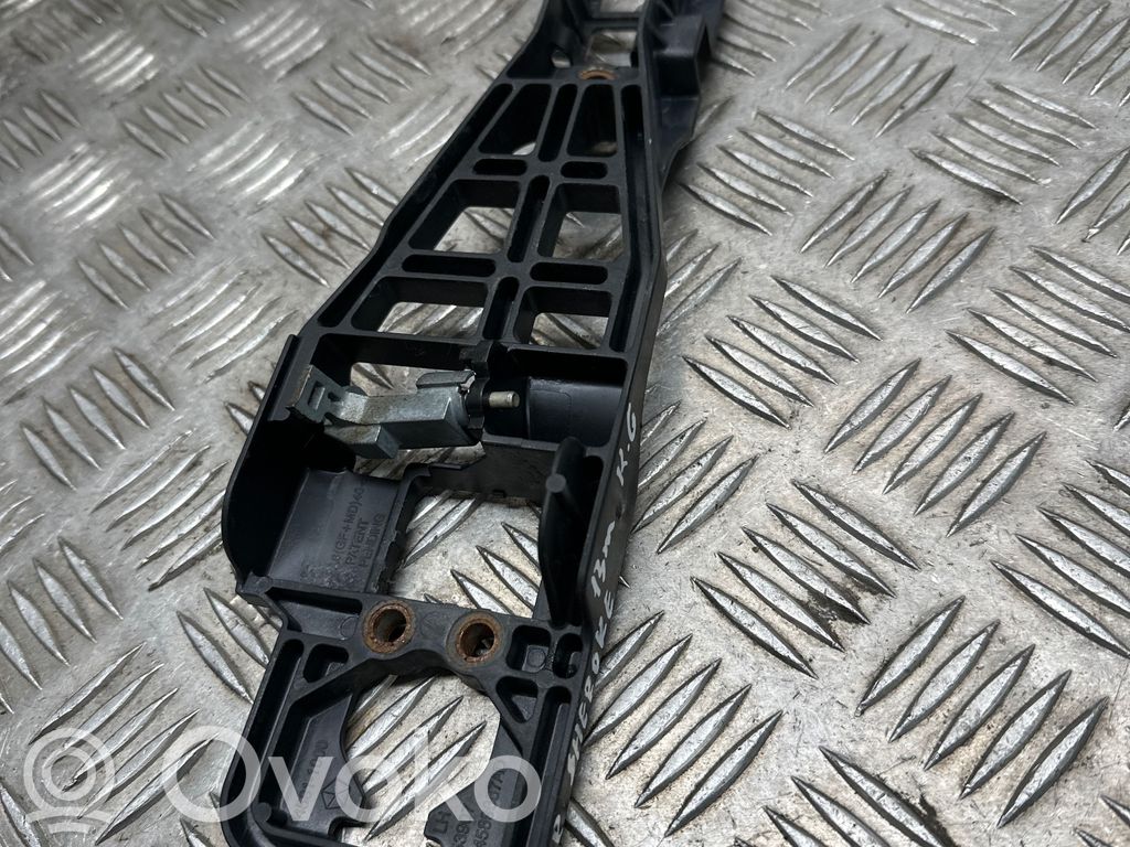 Jeep Grand Cherokee Laikiklis/ kronšteinas išorinės atidarymo rankenos galinių durų 