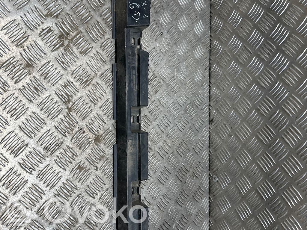 BMW X1 E84 Sill supporting ledge 