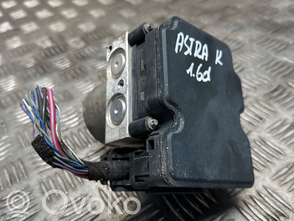 Opel Astra K Bomba de ABS 