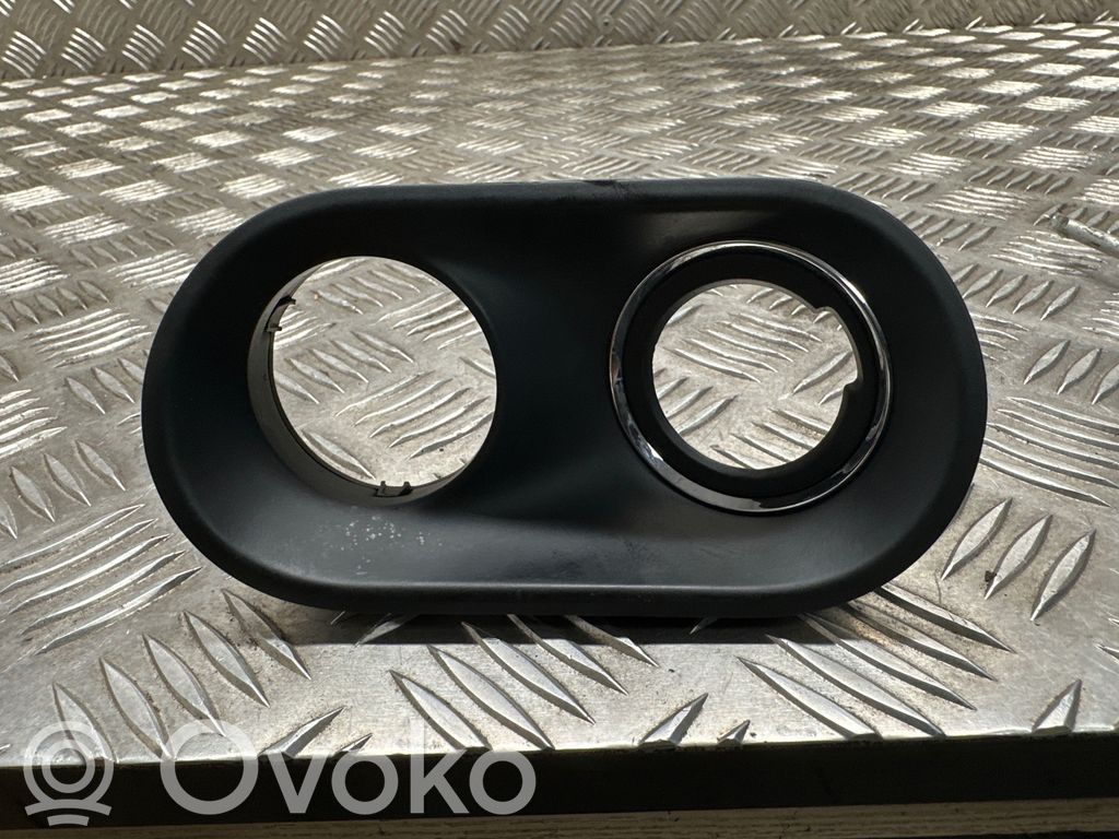 BMW 3 GT F34 Kita panelės detalė 