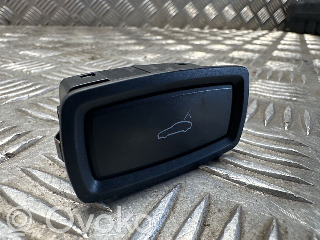 Porsche Macan (95B) Tailgate/trunk/boot open switch 