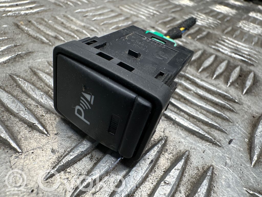 Nissan Qashqai Interruptor del sensor de aparcamiento (PDC) 
