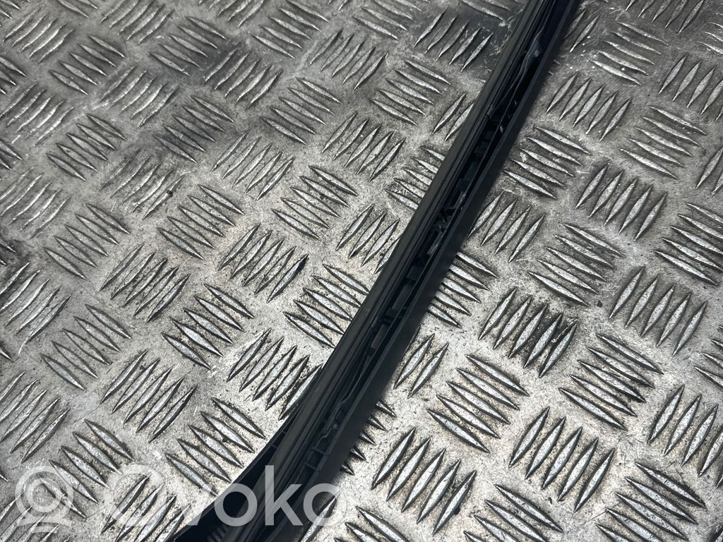 BMW 5 E60 E61 Rear wiper blade arm 