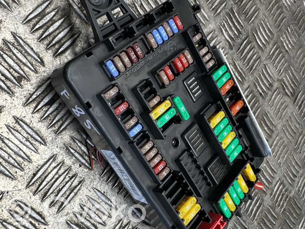 BMW X5M F85 Módulo de fusible 