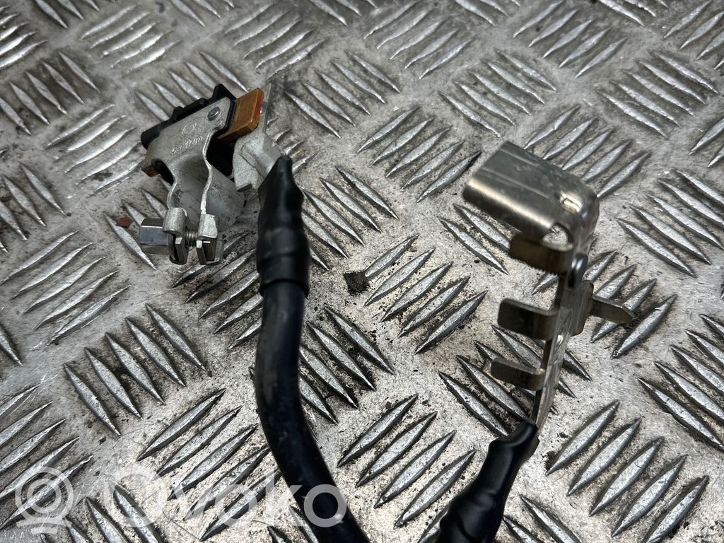Volkswagen Golf VIII Cablu cu bornă negativă (baterie) 