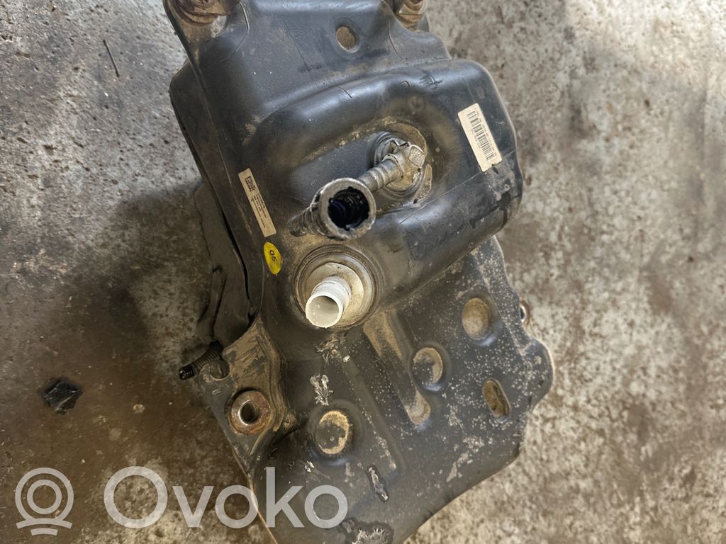 Opel Insignia A Zbiornik płynu AdBlue 