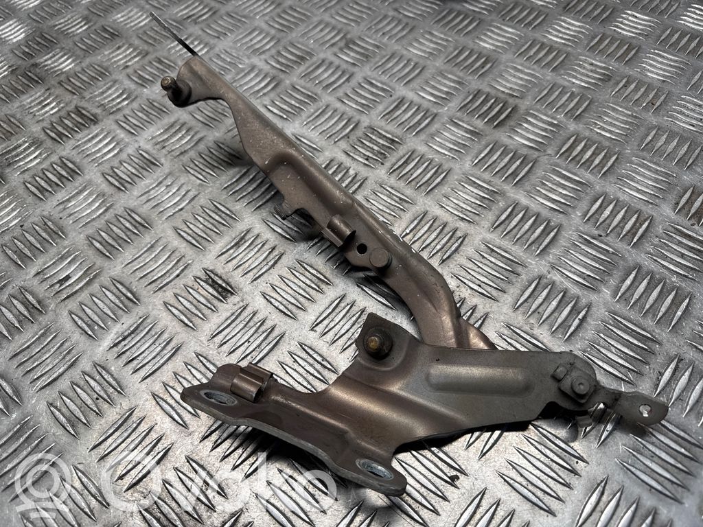 Volvo XC60 Engine bonnet/hood hinges 