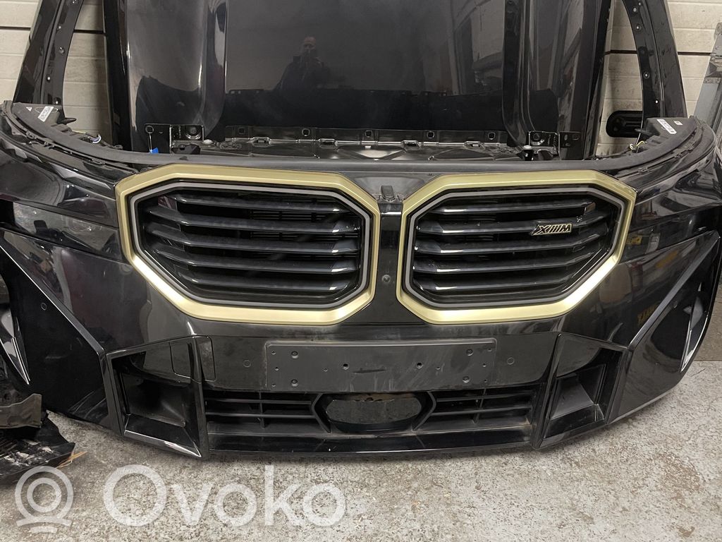 BMW XM Priekio detalių komplektas 