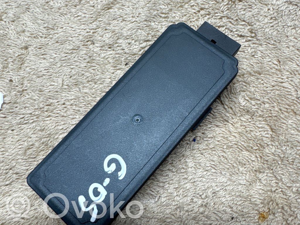 BMW X5 G05 Antenos stiprintuvas 