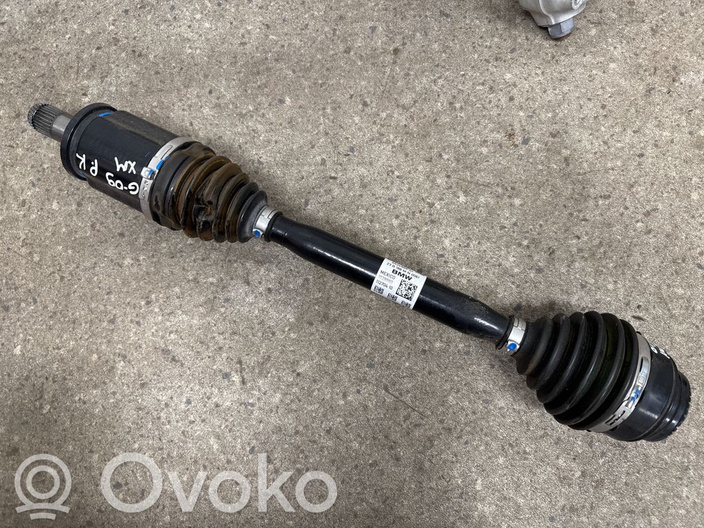 BMW XM Priekinis pusašis 
