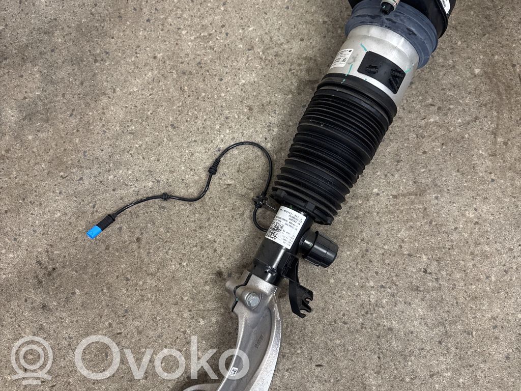 BMW X5 G05 Priekšpusē gaisa amortizators ( pneimatiskā balstiekārta) 