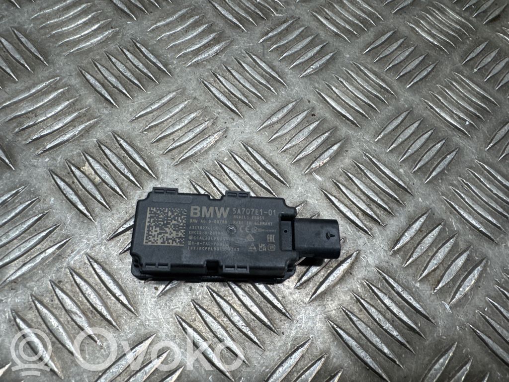 BMW X5 G05 Antenna control unit 
