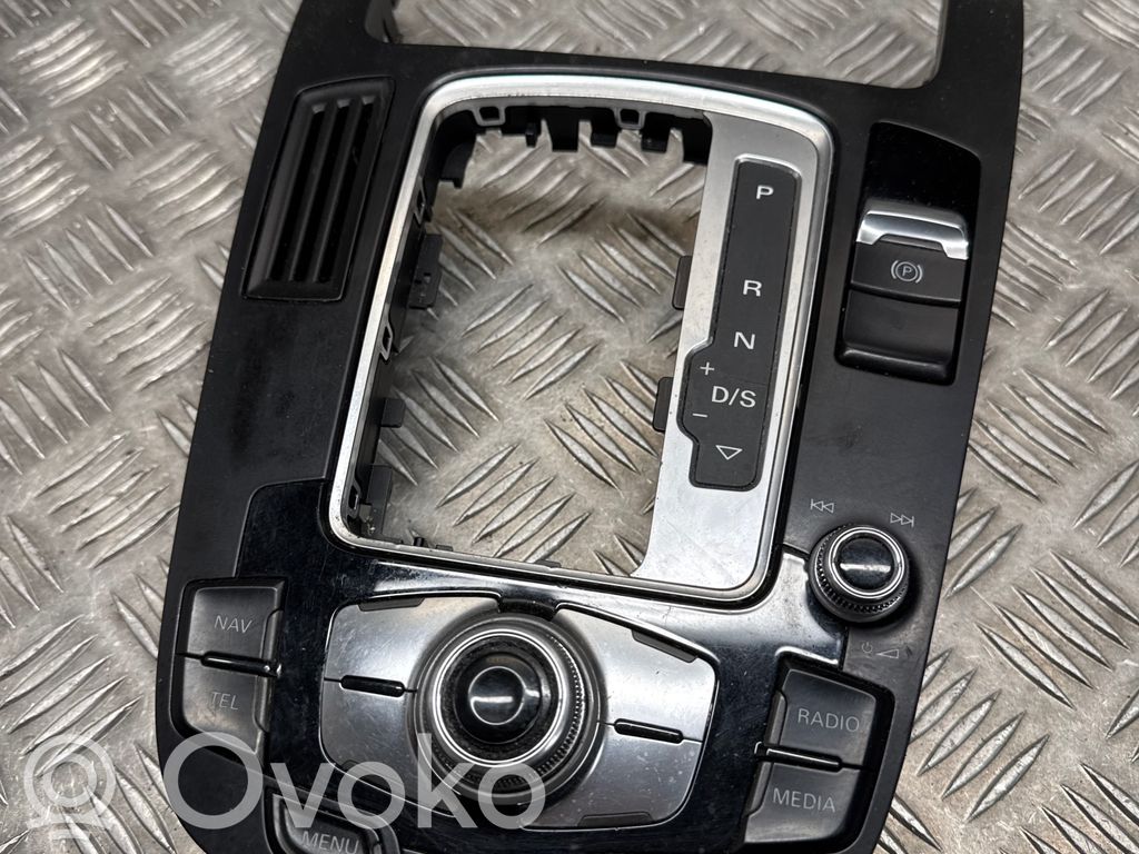 Audi Q5 SQ5 8R Panel radia 