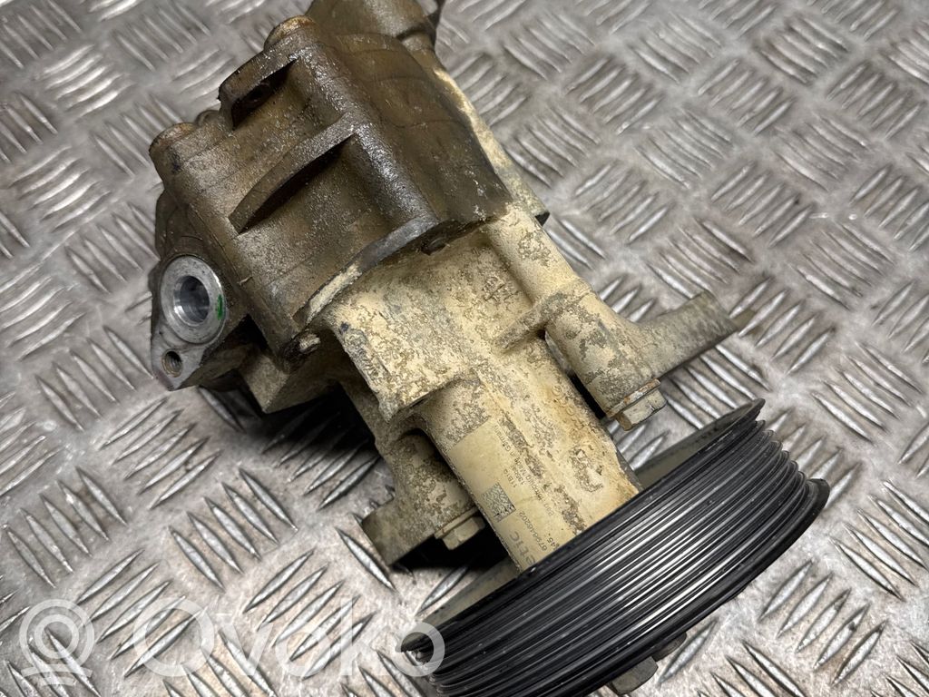 BMW X5 E70 Power steering pump 