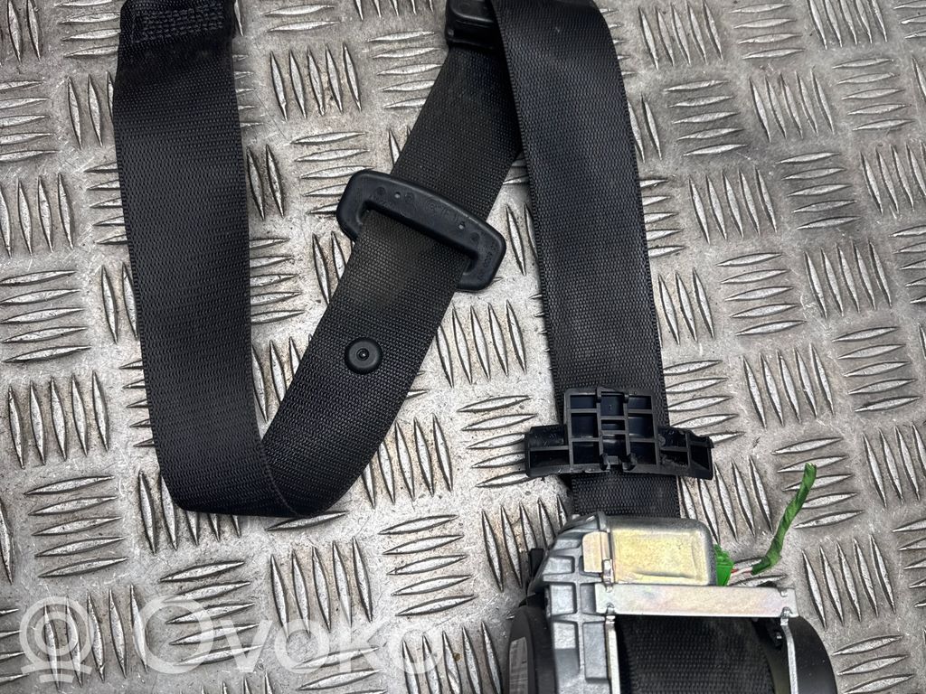 Mercedes-Benz E A207 Rear seatbelt 