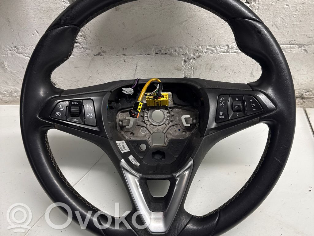 Opel Astra K Ohjauspyörä 
