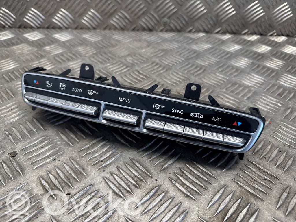 Mercedes-Benz E W213 Climate control unit 