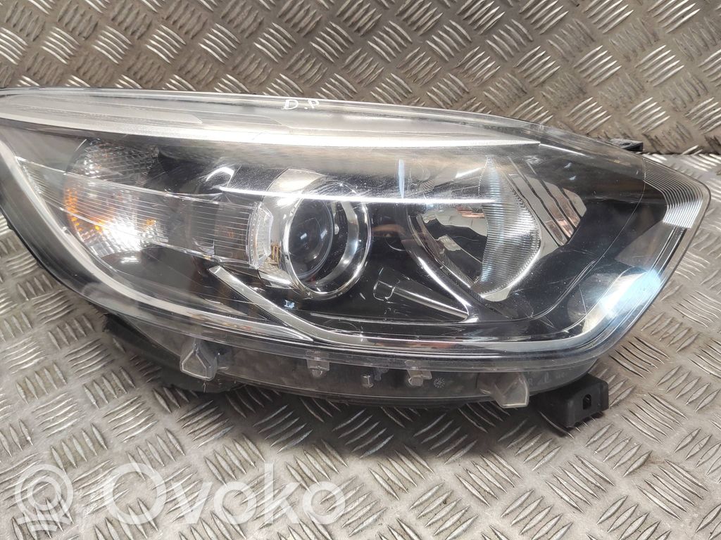Renault Captur Headlight/headlamp 