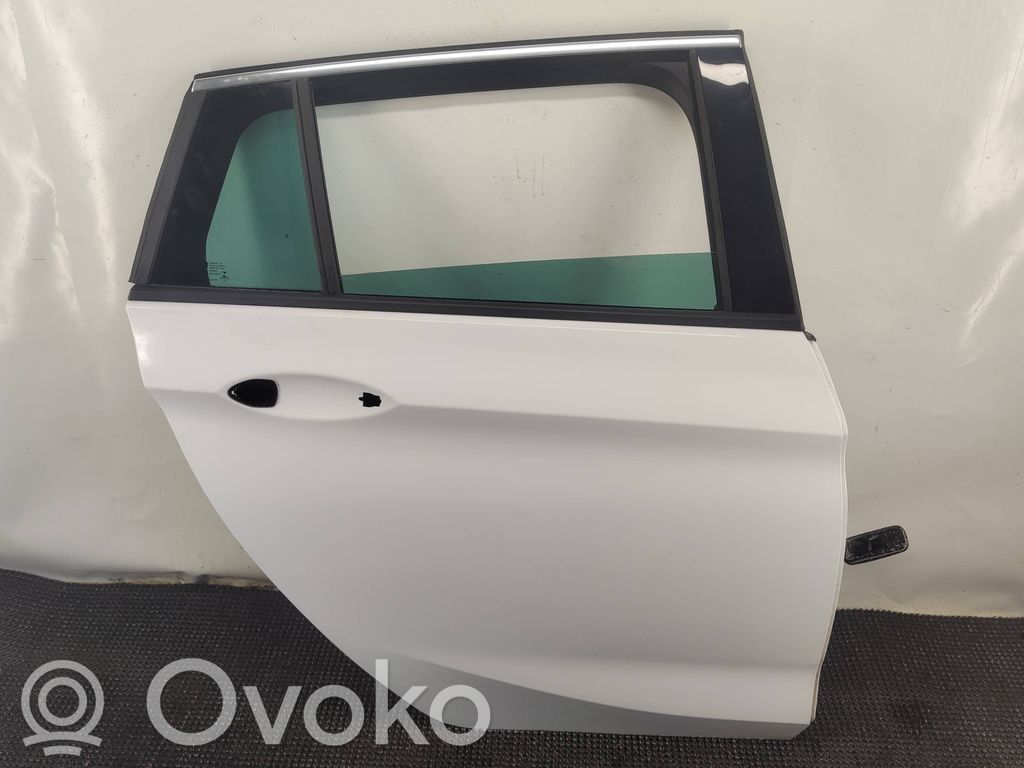 Opel Astra K Rear door 
