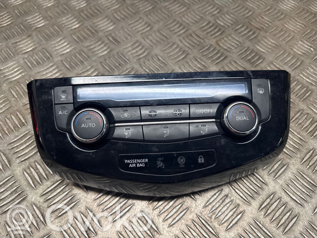 Nissan Qashqai Panel klimatyzacji 