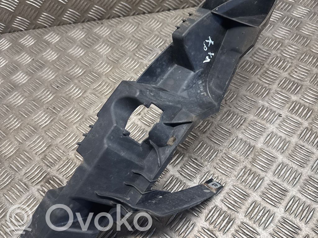 BMW X1 E84 Headlight/headlamp mounting bracket 