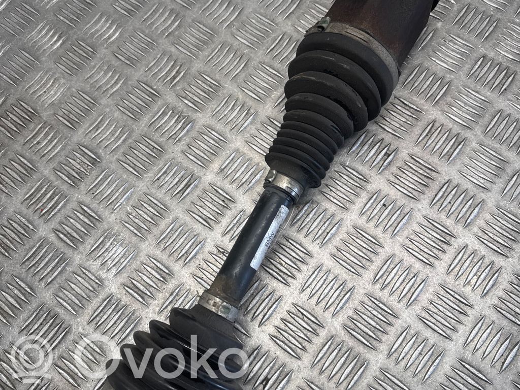 BMW X1 E84 Priekinis pusašis 