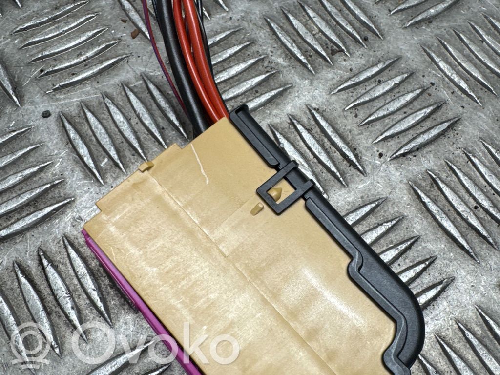 Audi A7 S7 4G Fuse module 