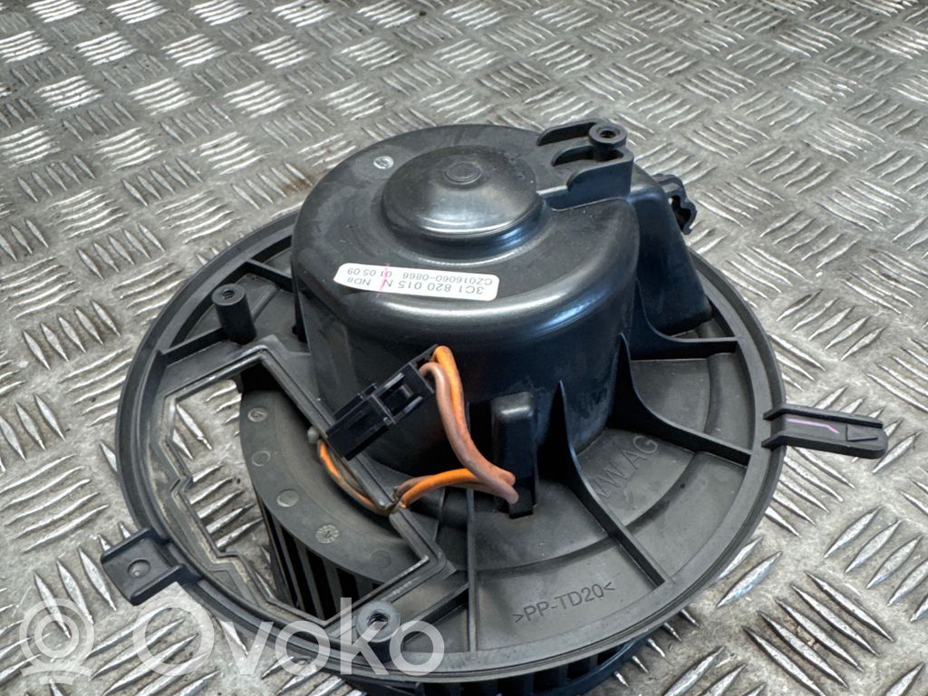 Volkswagen PASSAT B6 Wentylator nawiewu / Dmuchawa 