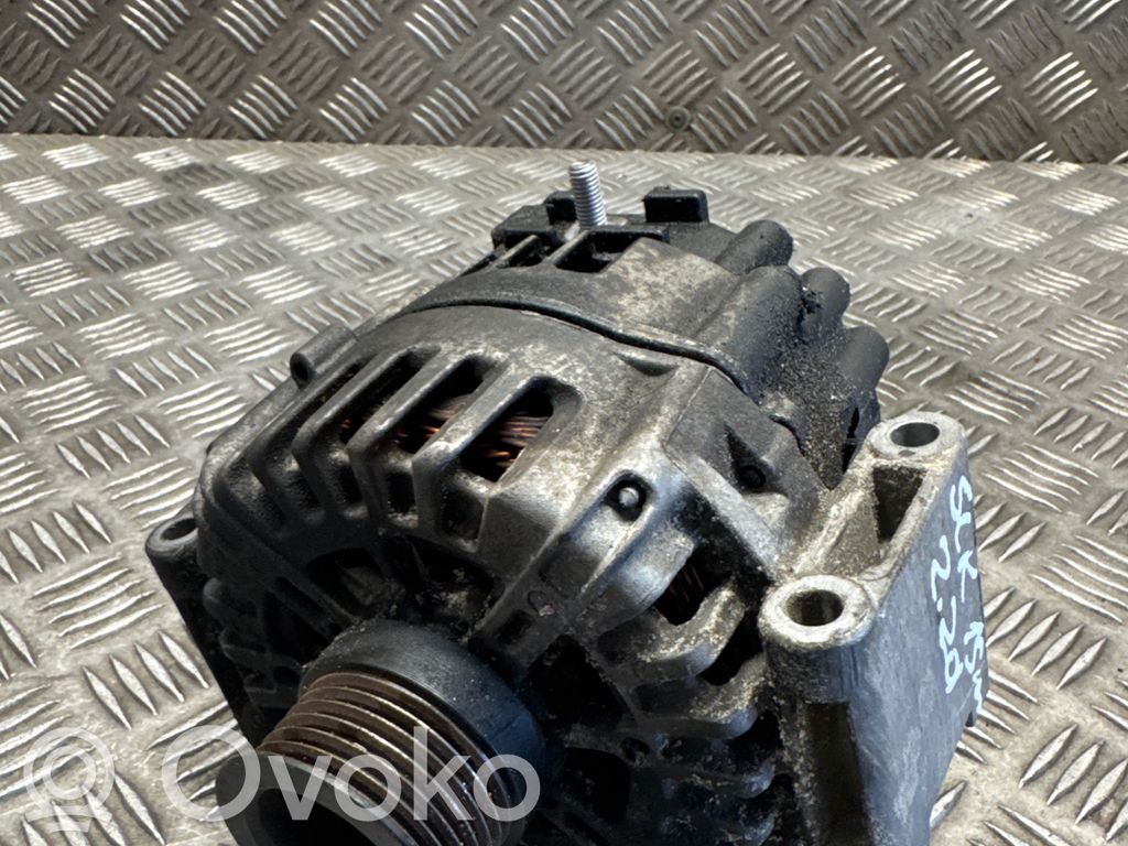 Mercedes-Benz SLK R172 Alternator 